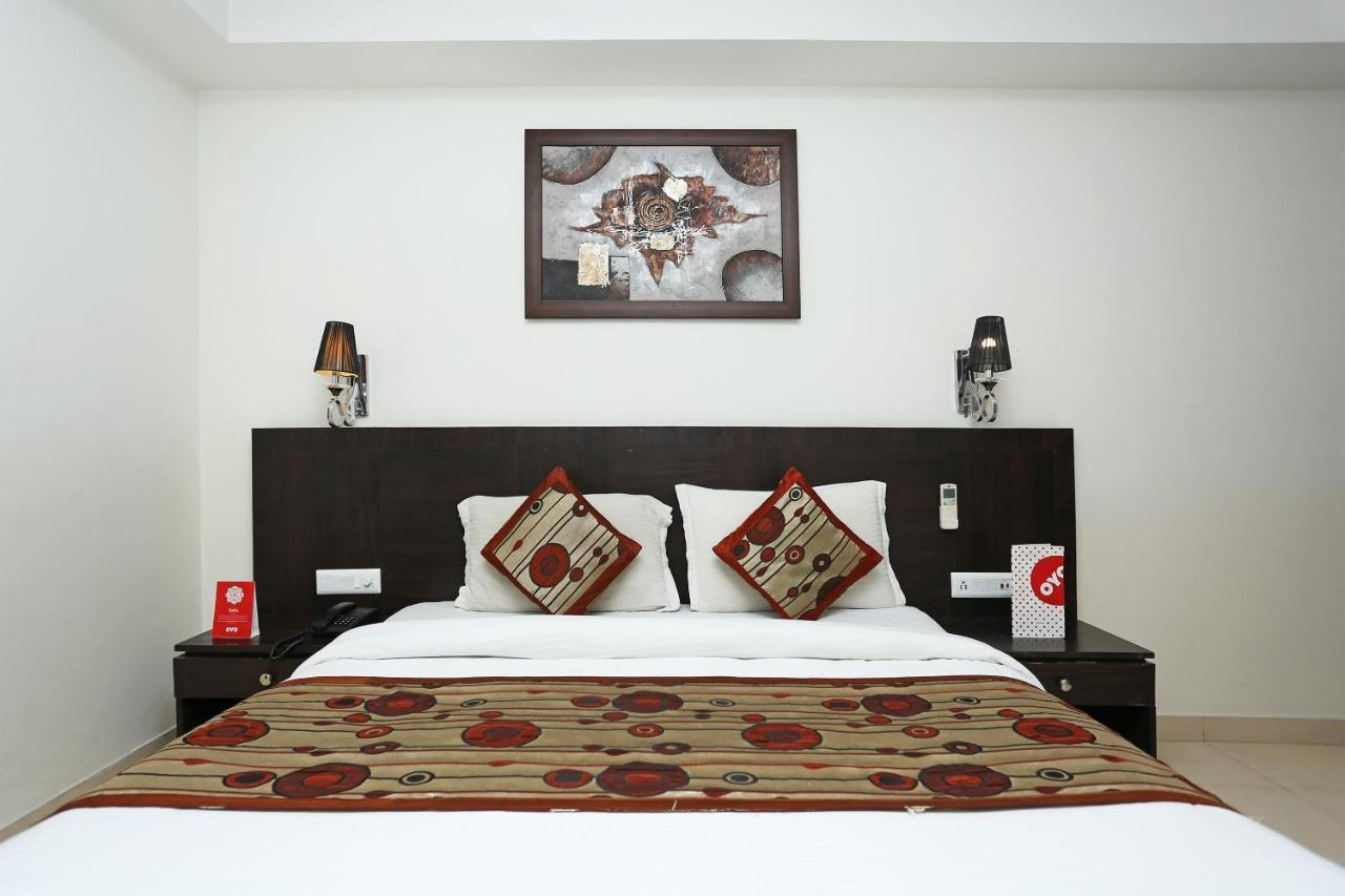 Capital O 3600 Hotel Royal Windsor Kāthgodām Extérieur photo