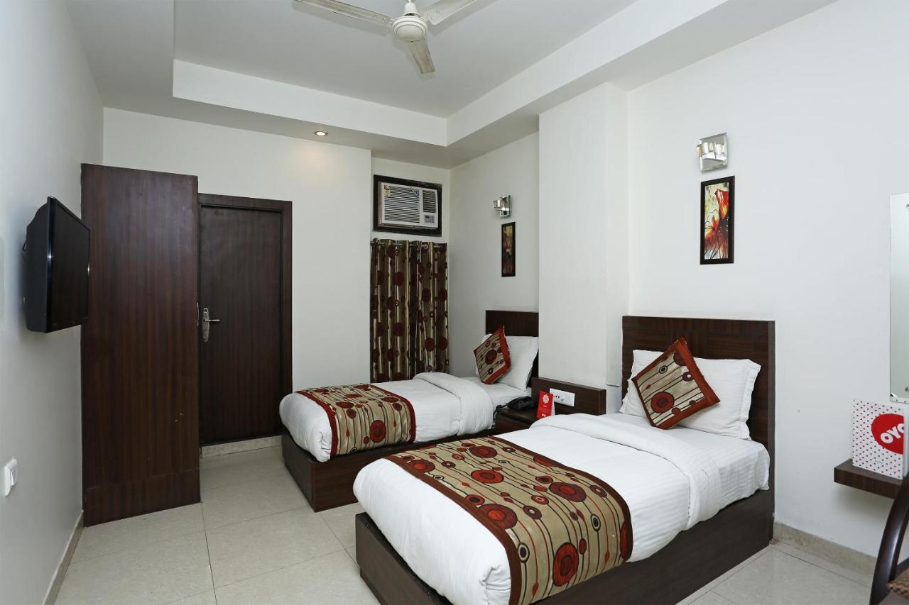 Capital O 3600 Hotel Royal Windsor Kāthgodām Extérieur photo