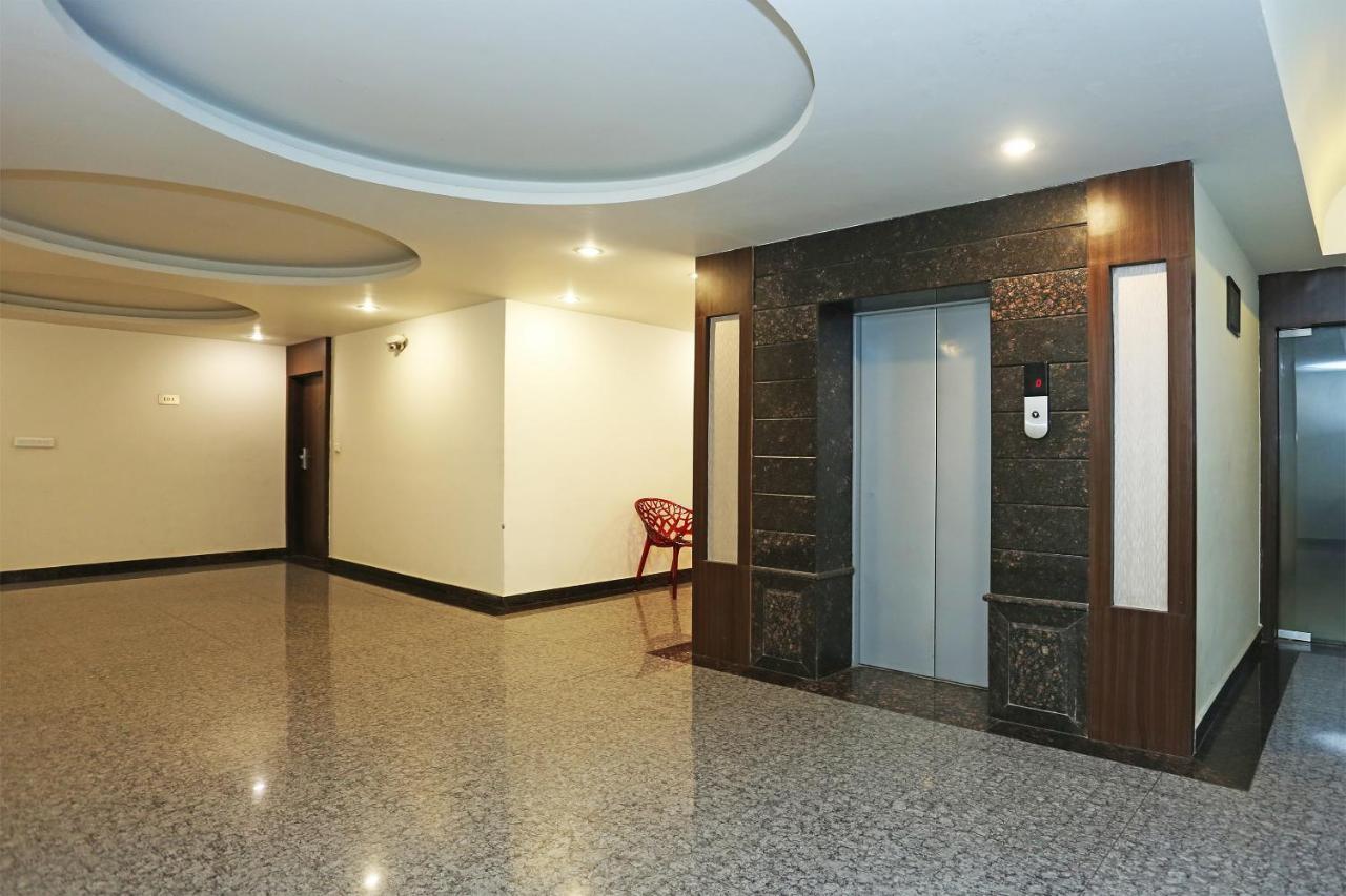 Capital O 3600 Hotel Royal Windsor Kāthgodām Extérieur photo
